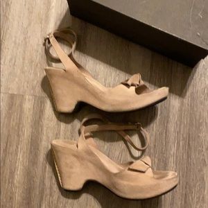 Roberto Del Carlo Pink Suede Platform Sandals